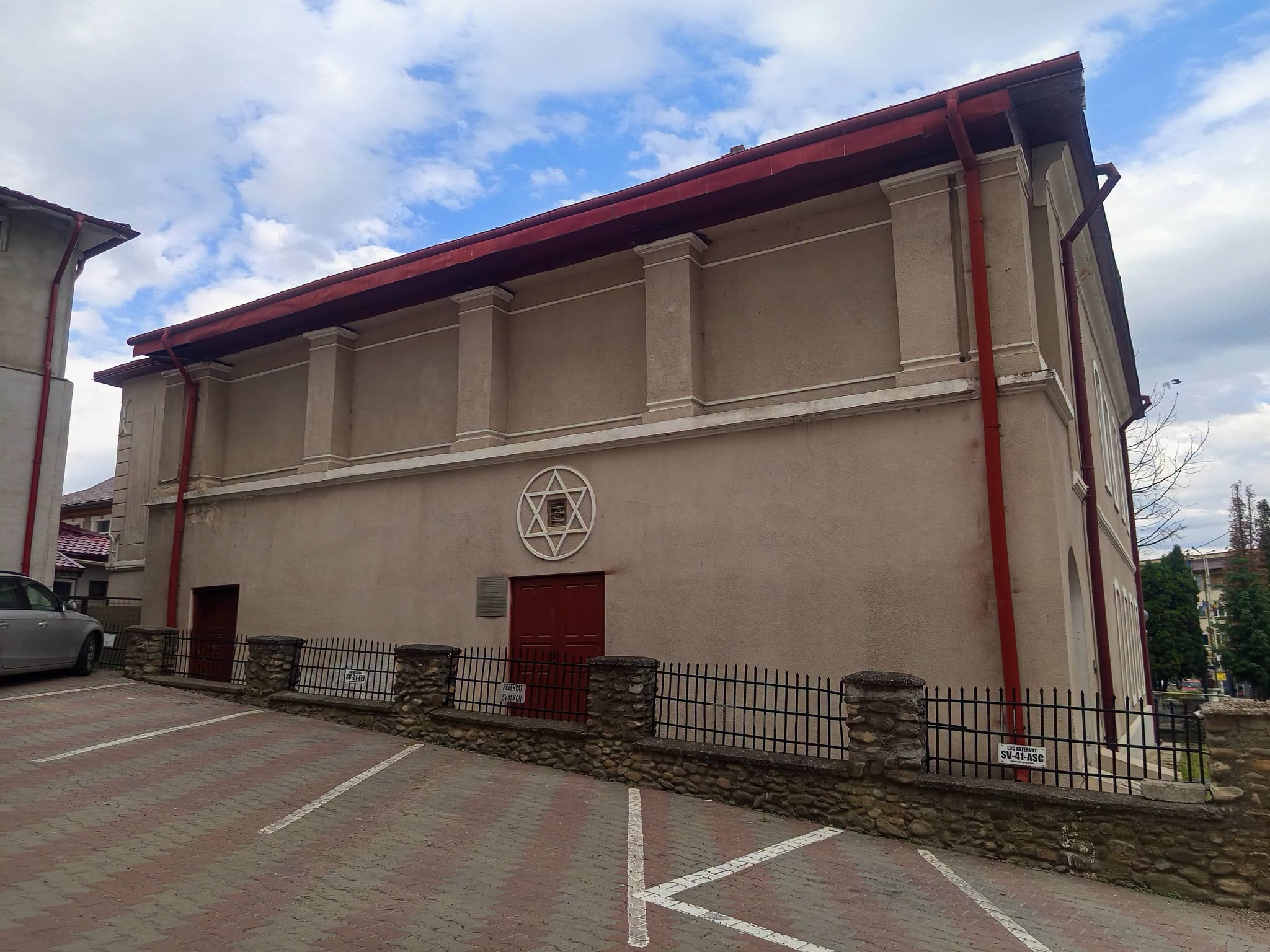 Gallery image 6