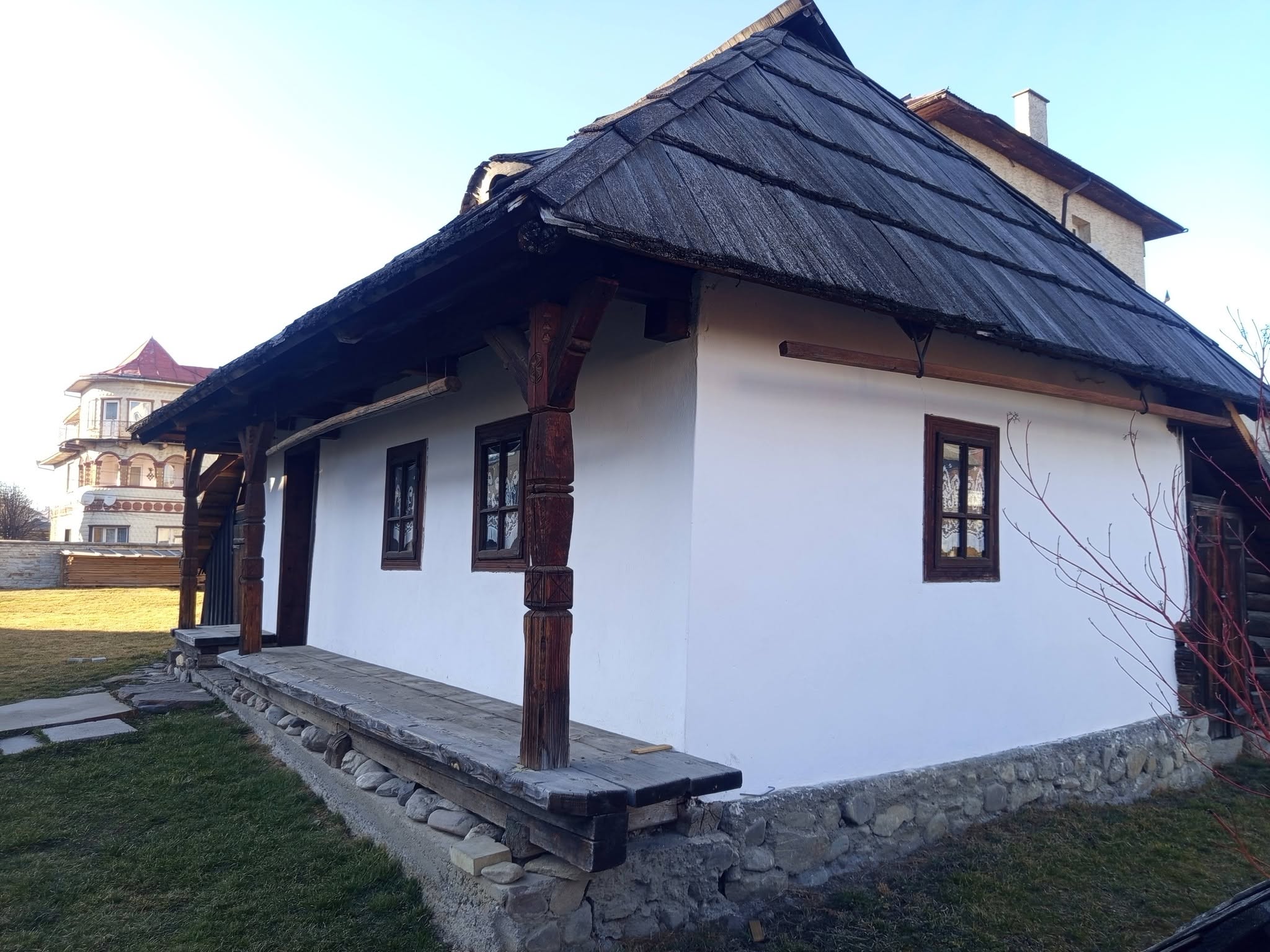 Gallery image 3