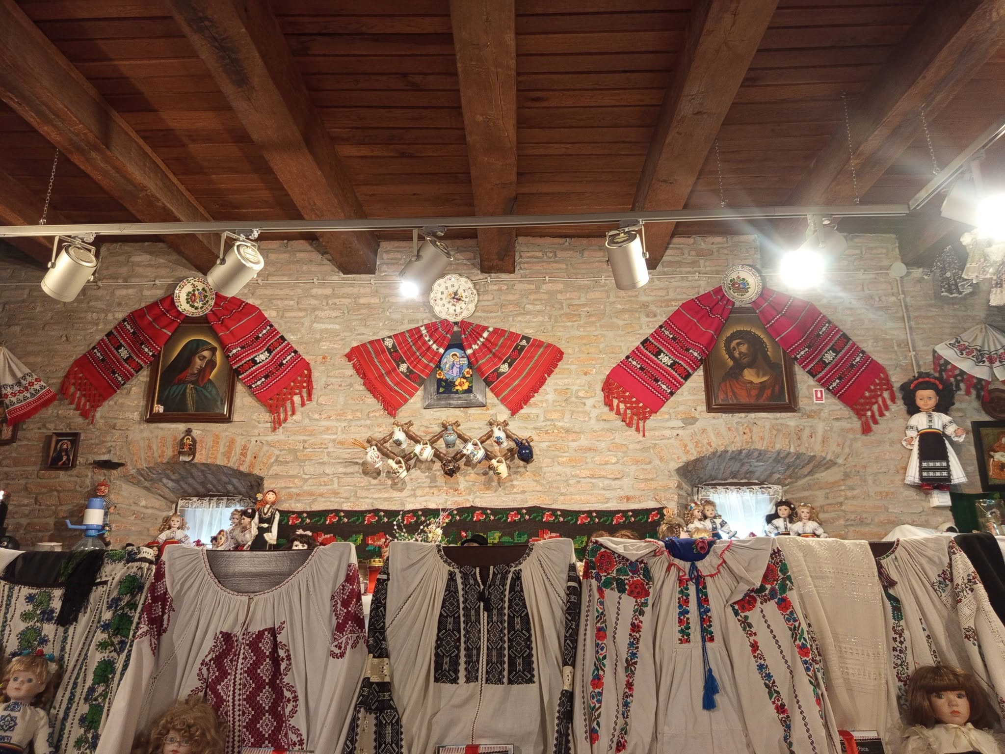 Gallery image 16