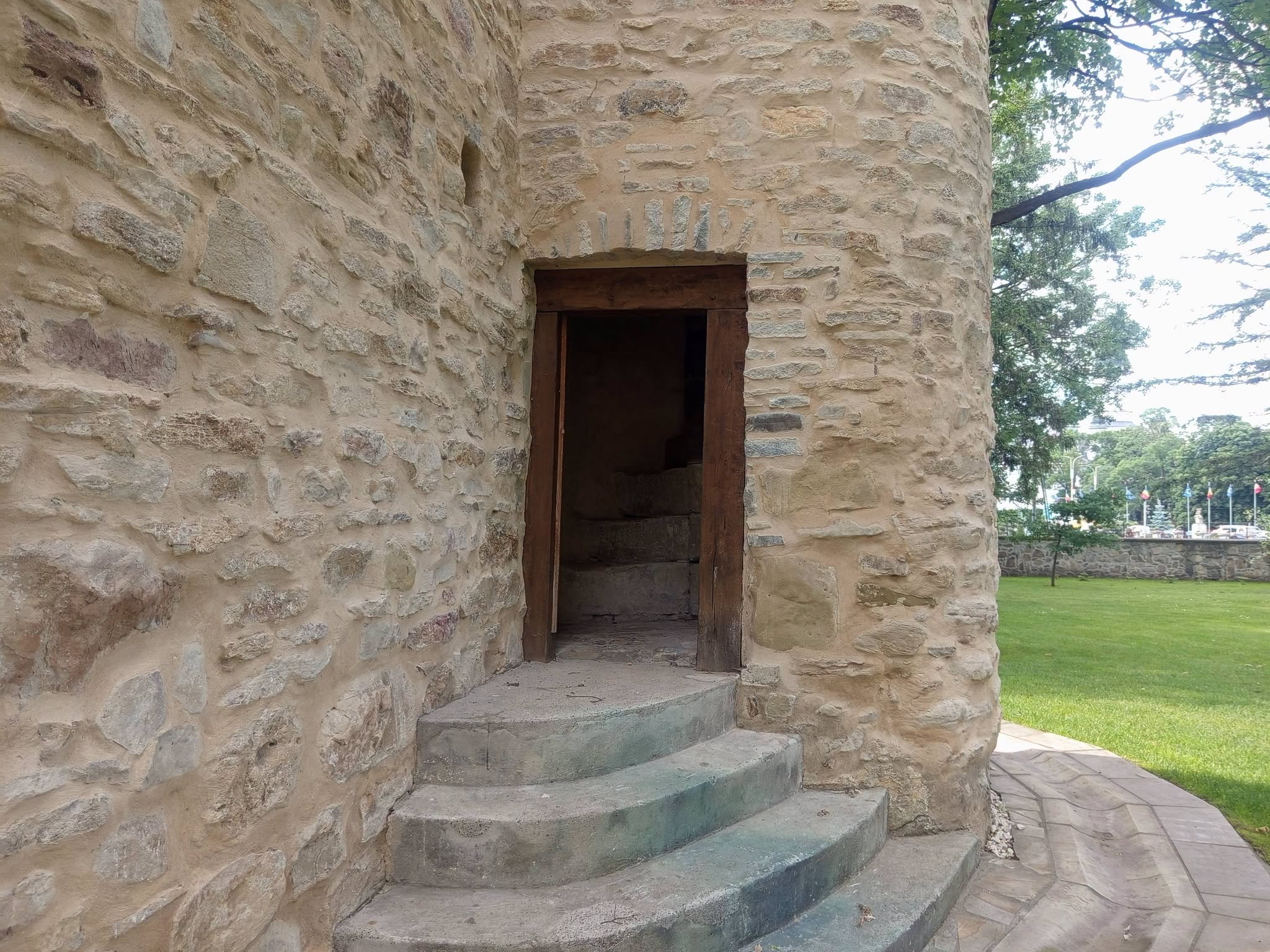 Gallery image 13
