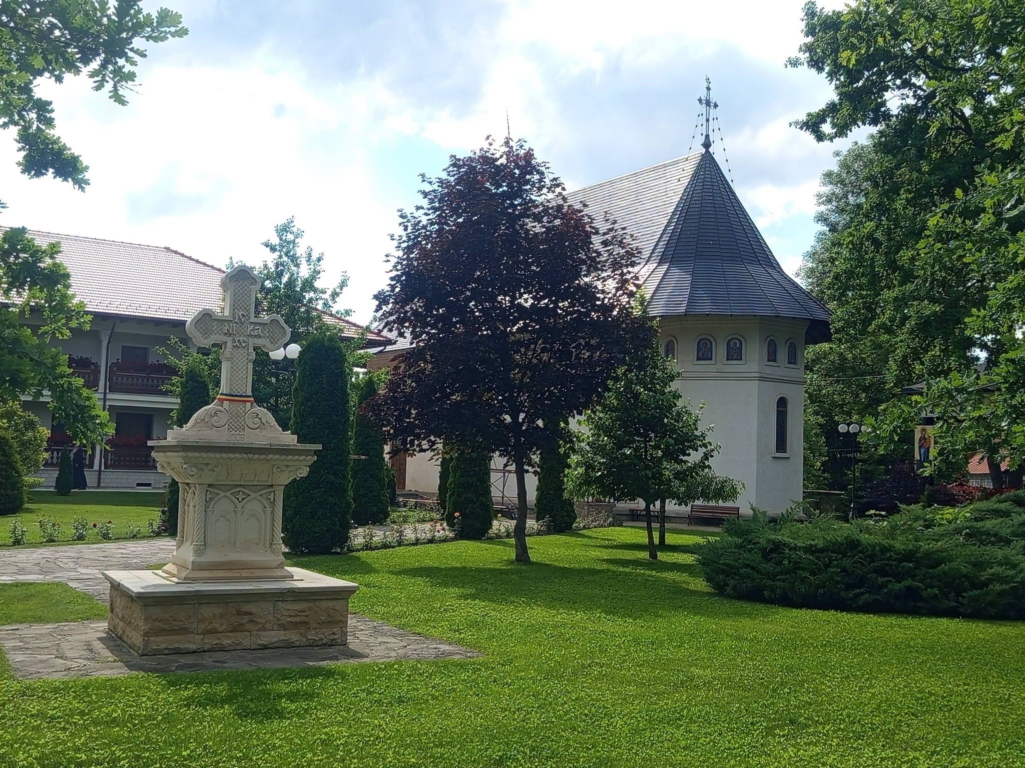 Gallery image 14