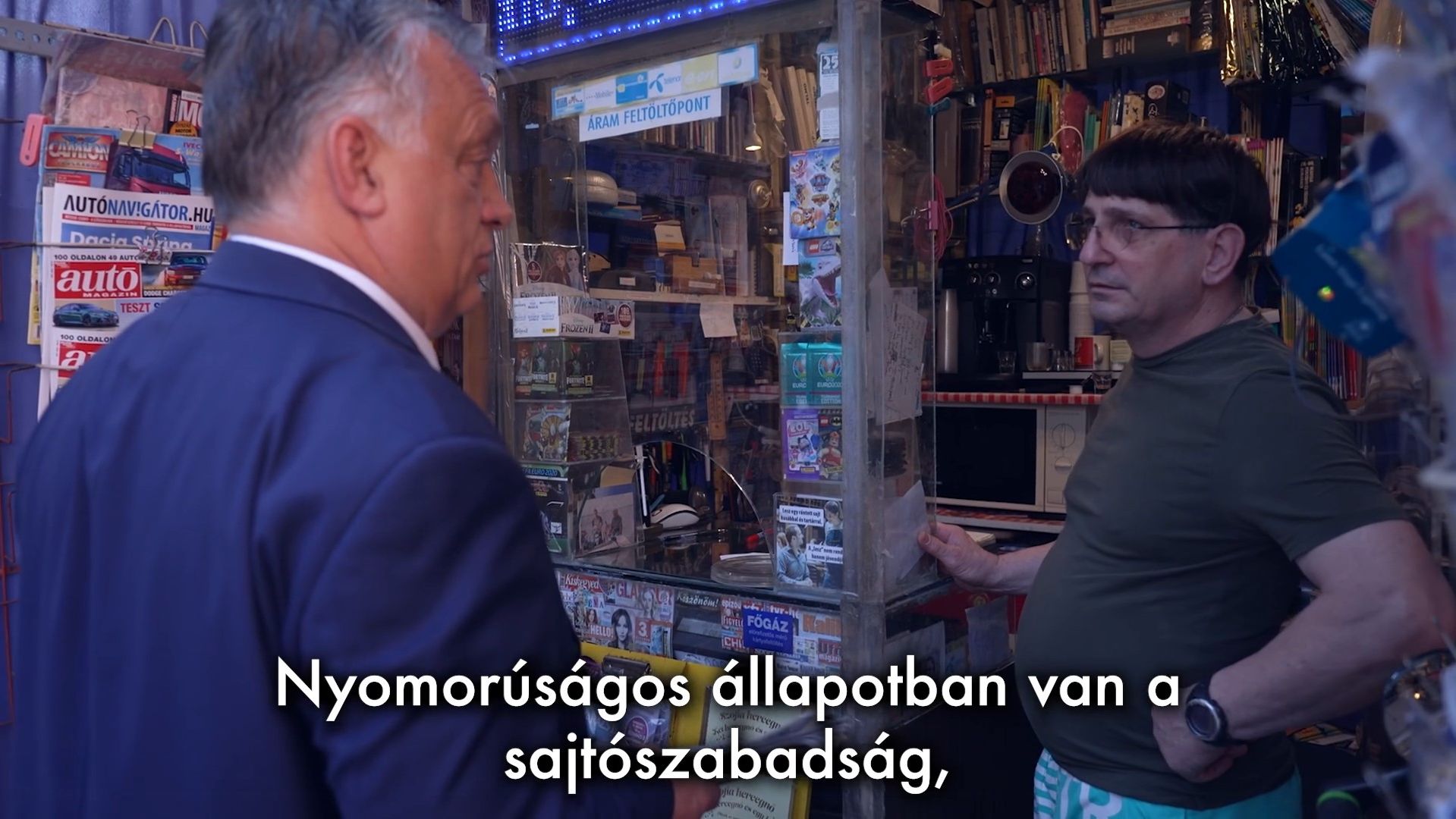 Szele Tamás: Csattogós lepke, vattacukor, kakasos nyalóka