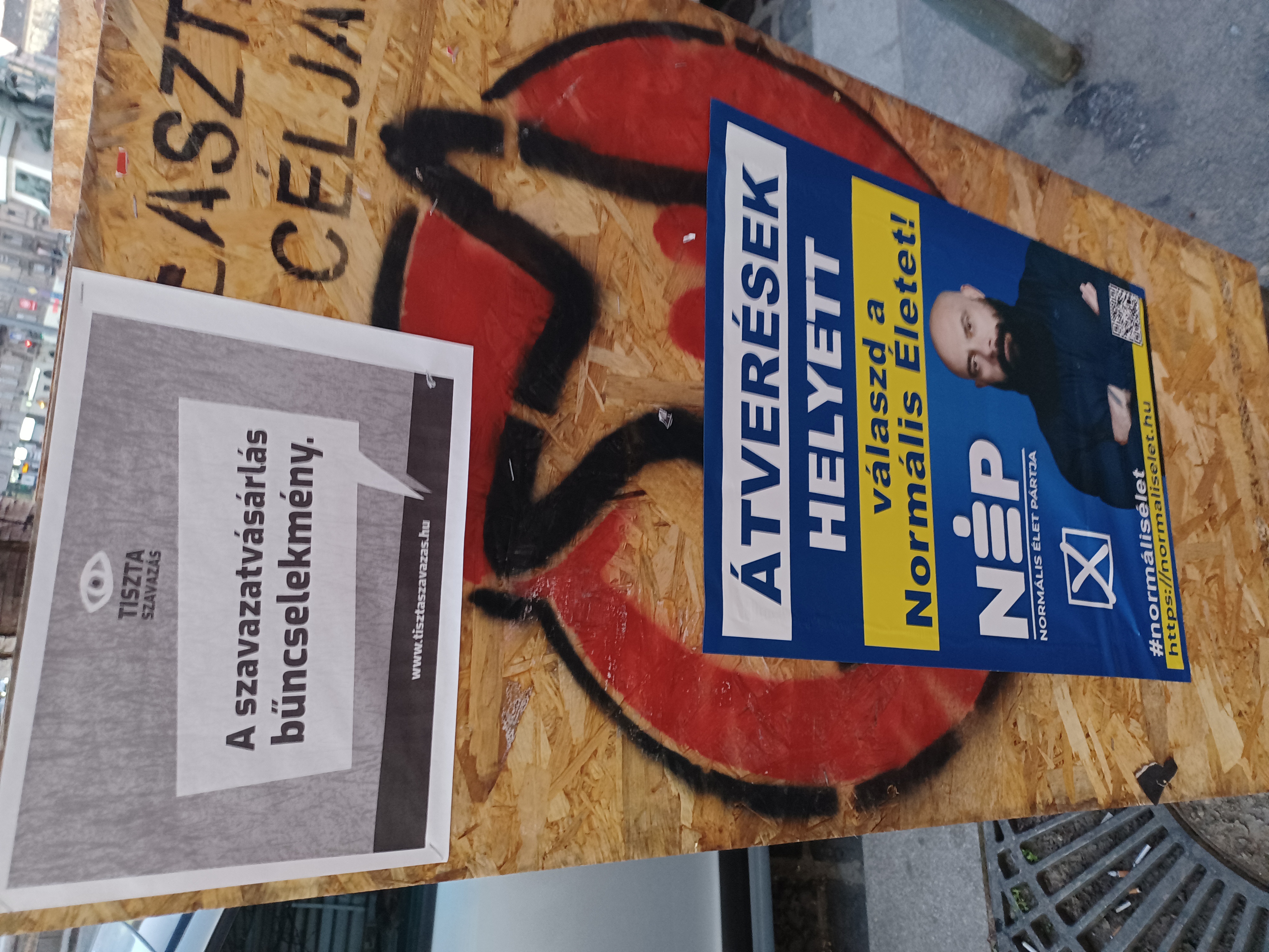 Szele Tamás: A Baross téri tárlat thumbnail